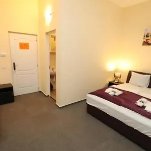 *** Hotel California Hongrie